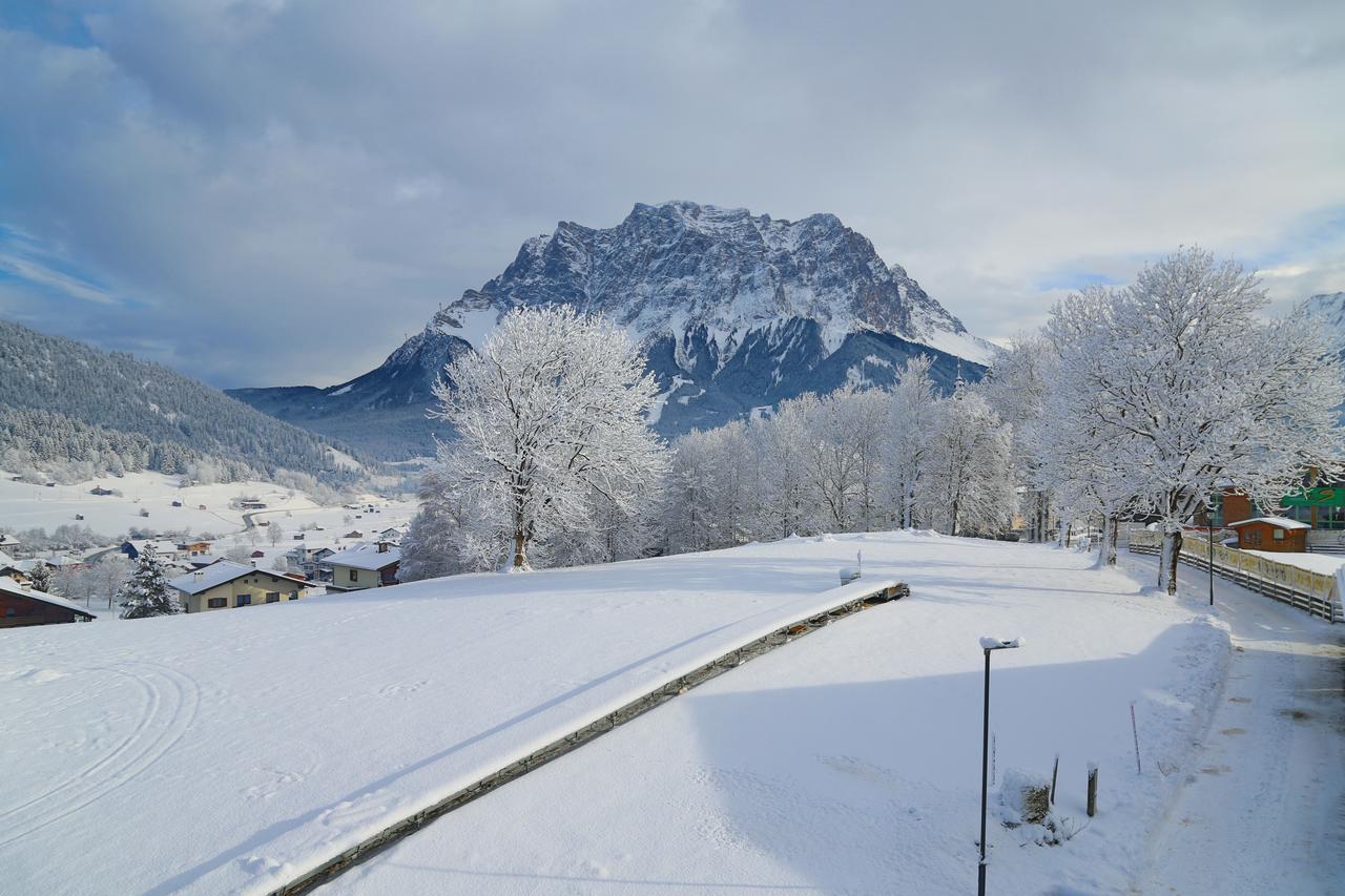 Haus Am Schihang Lermoos Exteriér fotografie